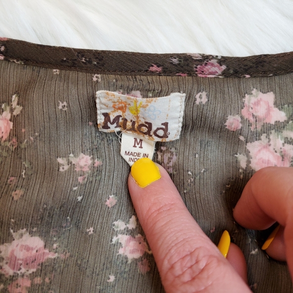 Chiffon Floral & Crochet Tank - Picture 5 of 6